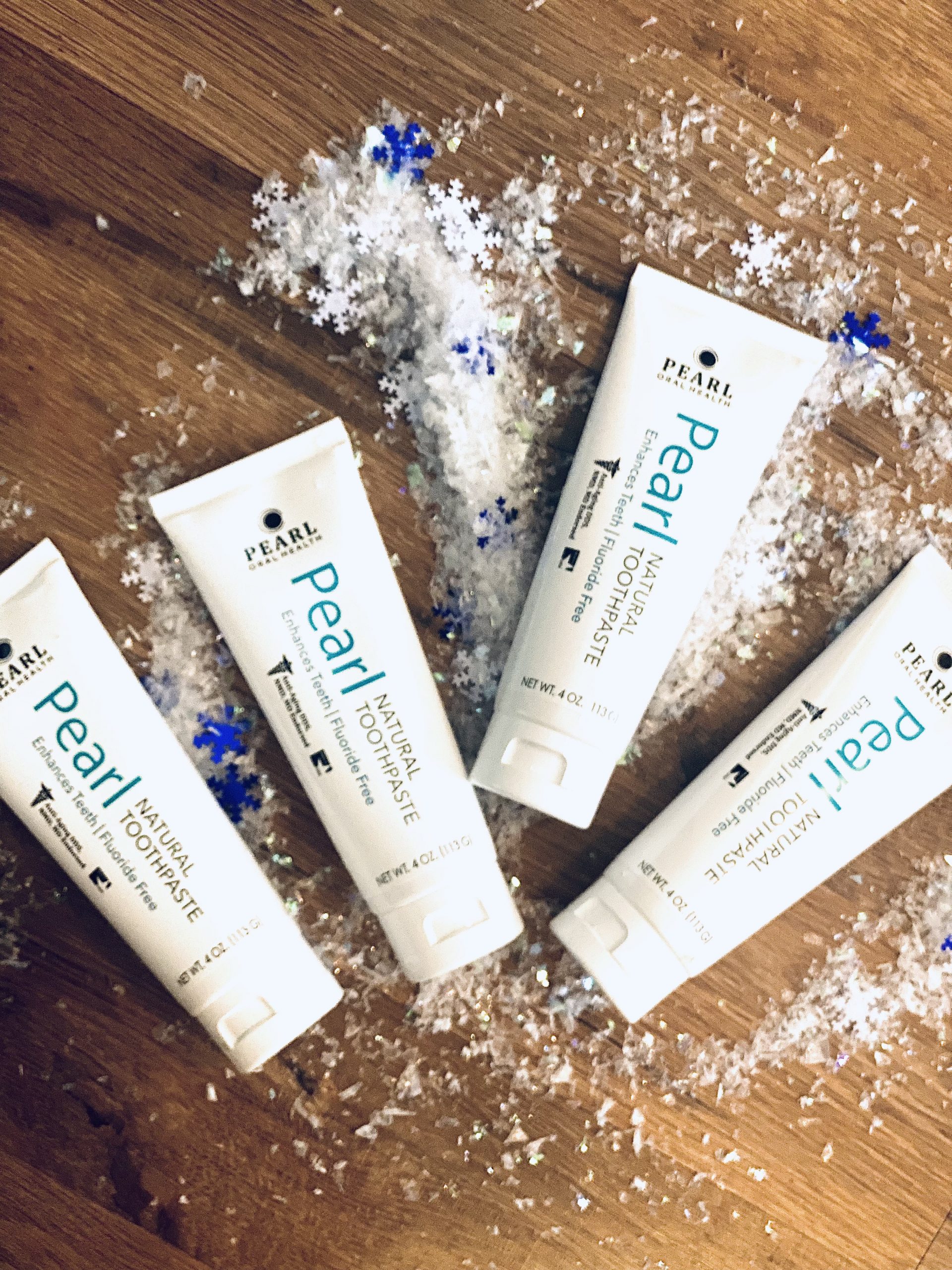 pearl toothpaste 03 xmas scaled Products